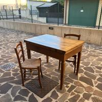 Tavolo estendibile in legno pregiato