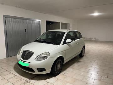 Lancia ypsilon 1,3Mjet