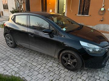 Renault clio IV 1.5 dci neopatentati