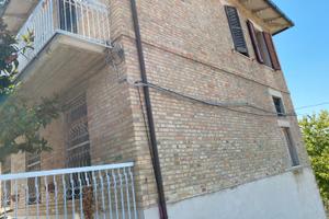 Casa a 3 piani