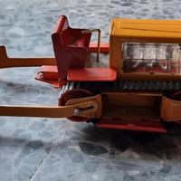 trattore cingolato in latta