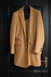 cappotto uomo ragazzo elegante colore cammello 