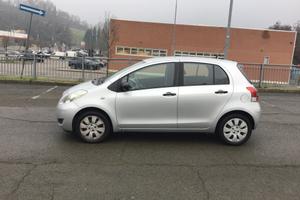 Toyota Yaris 1.0 5 porte Sol GPL