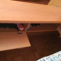 mensola ripiano per camera da letto.