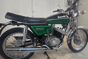 Benelli 250 2C