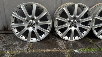 Cerchi in lega 17 golf