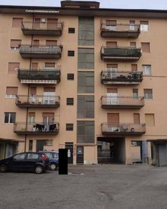 Immobile in asta di 109 m² con 4 locali e box auto