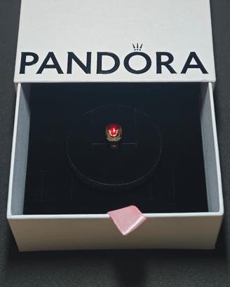 Pandora Marvel Avengers Elmo di Iron Man
