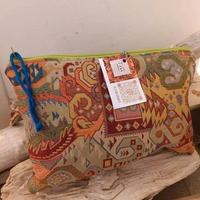 Pochette con manico