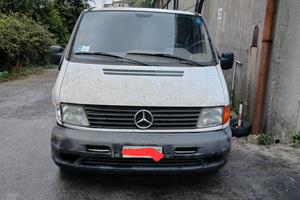 Mercedes Vito furgone 