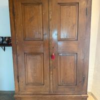 ARMADIO IN LEGNO STILE PROVENZALE