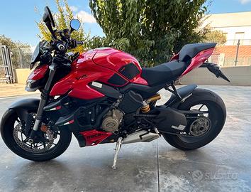Ducati Streetfighter V4 2024