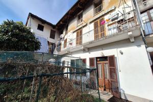 3 LOCALI A STRAMBINO