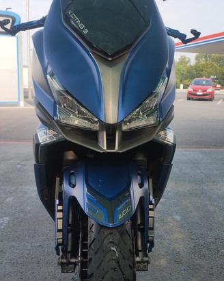 Kymco 400s