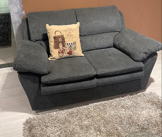 Divano 2 posti in tessuto alcantara Nuovo