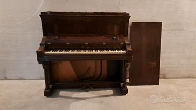 Pianoforte verticale