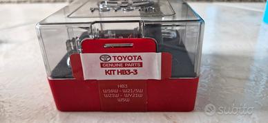 Kit lampadine ORIGINALI TOYOTA HB3-3 – 90981-YZZT3