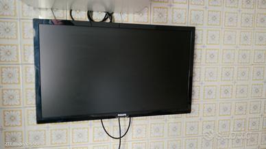 Televisore PHILIPS 22 pollici con DV-B T2