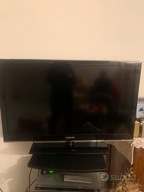 Tv SAMSUNG LCD 40”