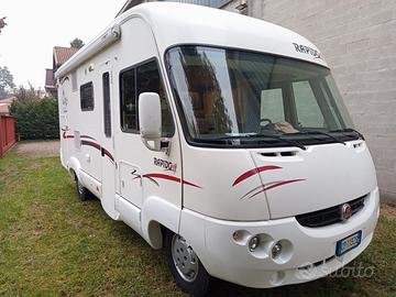 Camper rapido 943F motorhome compatto