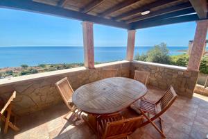 Porto Corallo villa al mare dal 12 Settembre