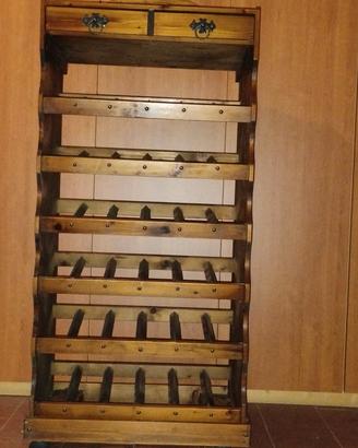 Cantinetta portavini e panca contenitore rustici