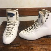 Stivaletto per pattinaggio