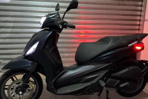 Piaggio Beverly 300 S HPE 2022 Unico Proprietario