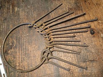 chiavi scheletriche da fabbro antiche forgiate