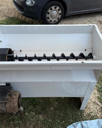 Pigia-diraspatrice uva