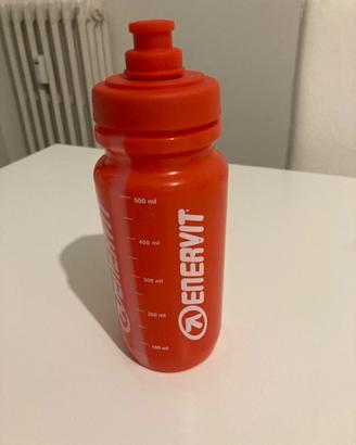 Borraccia  in plastica da mezzo litro