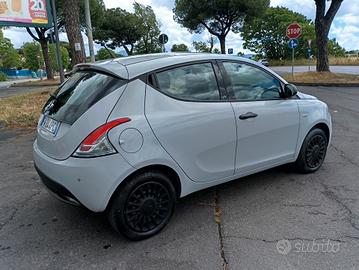 Lancia Ypsilon 1.2 69 CV UNIPRO' SOLO KM 14000