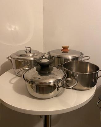 Set di pentole