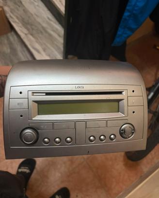 autoradio lancia y 2008