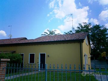 Bifamiliare a borsea