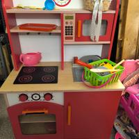 cucina giocattolo in legno