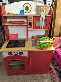 cucina giocattolo in legno