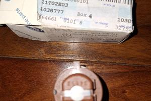 INIETTORE FORD 1038777