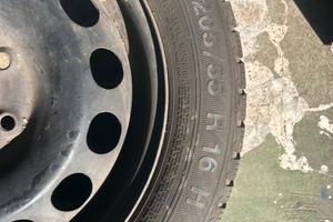 Pneumatici 205/55 R16