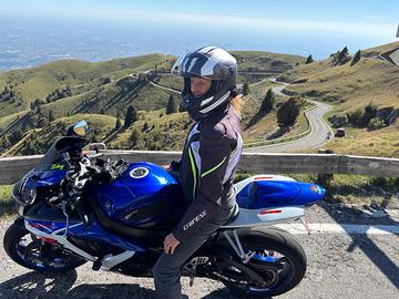 Suzuki gsxr 600