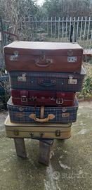 Gruppo di valigie d epoca 