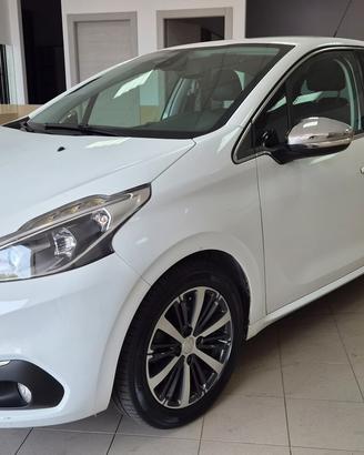 Peugeot 208 BlueHDi 75 5 porte Allure