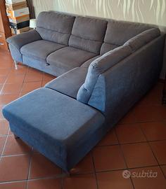 Divano angolare trasformabile in divano letto