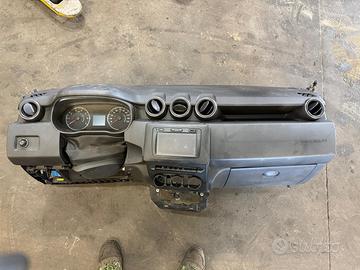 Cruscotto Dacia Duster anno 2018