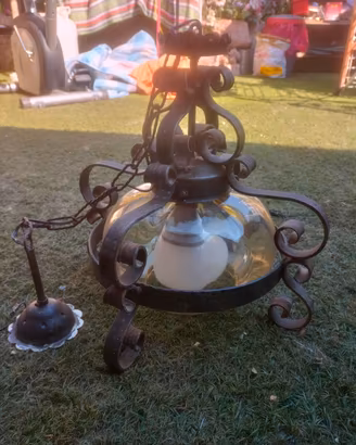 lampadario in ferro battuto