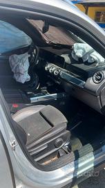 SEDILI 2021 MERCEDES-BENZ GLB 200D 4MATIC