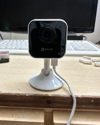 Telecamera Ezviz C1HC