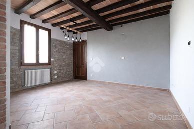 CASA SEMINDIPENDENTE A SASSUOLO