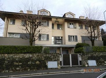 Immobile in asta di 449 m² con più di 5 locali e b