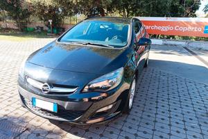 Opel Astra 1.4 Turbo 140CV Sports Tourer GPL Tech 